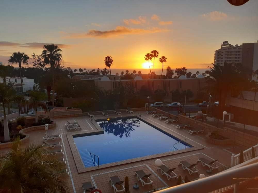 Borinquen Sky Apartments Playa de las Américas Dış mekan fotoğraf